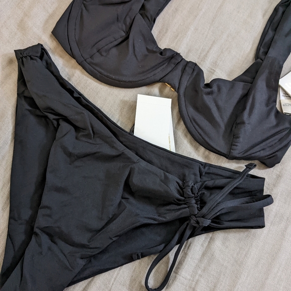 L*Space Tori Amal Bikini Set Black - Picture 3 of 11